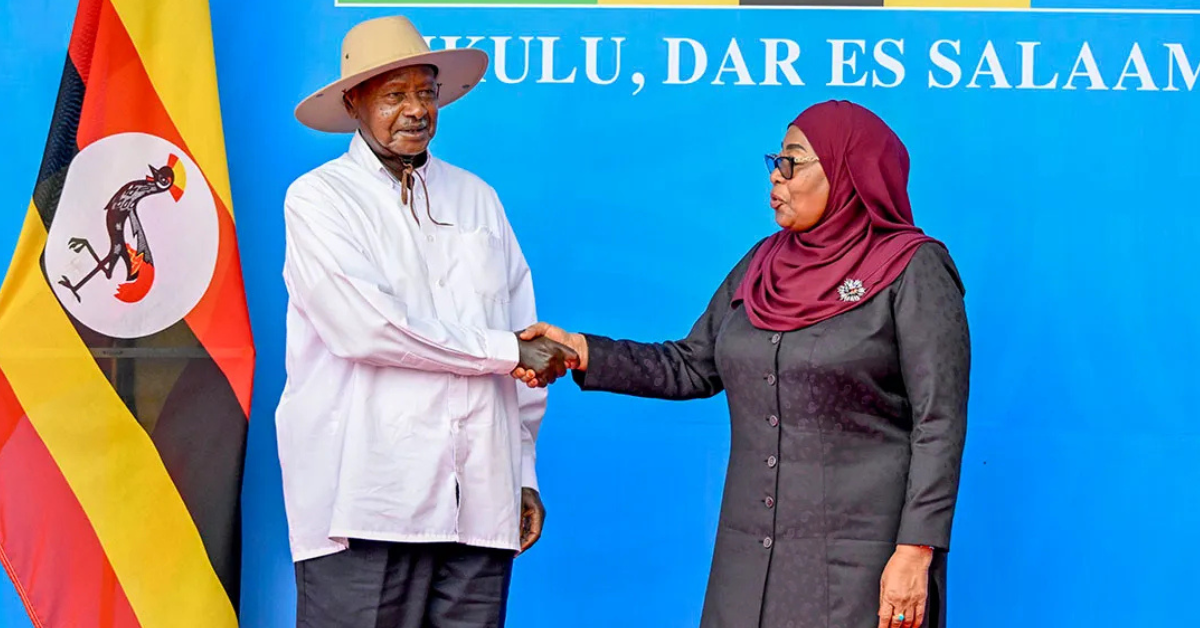 Presidents Yoweri Museveni and Samia Suluhu Hassan at the launch of a new Uganda Tanzania energy partnership